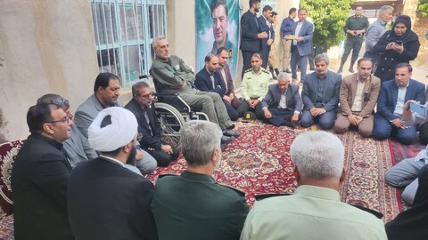 تصاویر / حضور مسئولان استان زنحان در منزل شهید خدمت سرهنگ دوم حاج بهروز قدیمی
