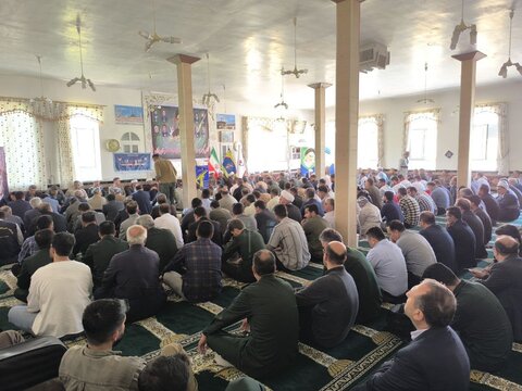 تصاویر/ مراسم گرامیداشت اولین سالگرد شهادت شهدای خدمت در بوکان