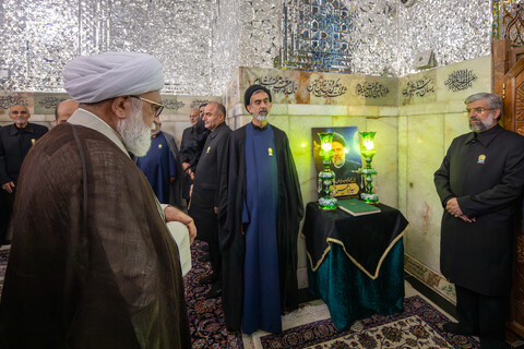 تصاویر/ گرامیداشت اولین سالگرد شهادت آیت الله رئیسی در حرم مطهر رضوی