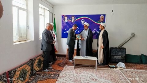 تصاویر/ دیدار مبلغین طرح امین  بخش کشاورز با مدیر مدرسه علمیه شاهین دژ