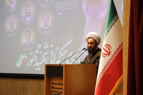 تصاویر/ مراسم گرامیداشت شهدای خدمت با عنوان "الگوی حکمرانی شهید جمهور"  در خوی