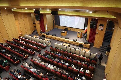 تصاویر/ مراسم گرامیداشت شهدای خدمت با عنوان "الگوی حکمرانی شهید جمهور"  در خوی