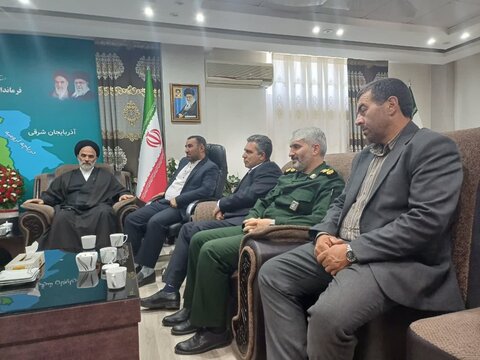 تصاویر/ جلسه هماهنگی  و هم اندیشی هیأت‌ امنای ستاد توسعه و بازسازی عتبات عالیات شهرستان سلماس