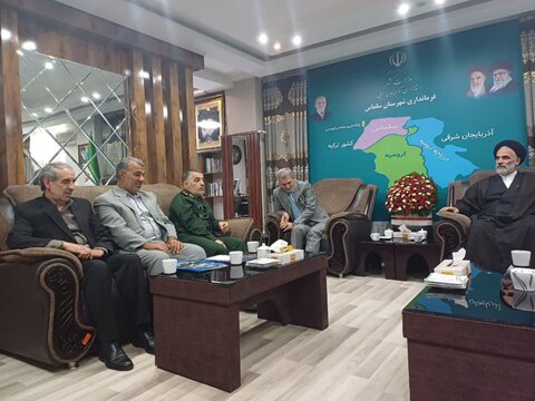 تصاویر/ جلسه هماهنگی  و هم اندیشی هیأت‌ امنای ستاد توسعه و بازسازی عتبات عالیات شهرستان سلماس