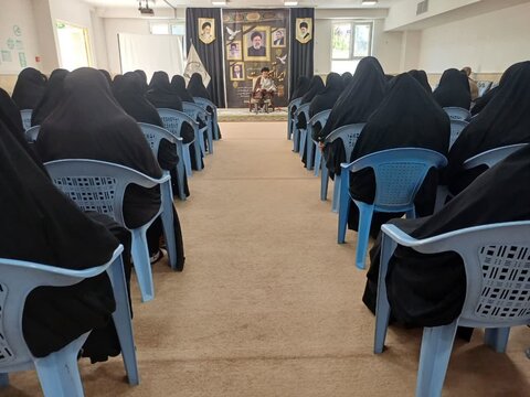 تصاویر/ مراسم گرامیداشت شهدای خدمت در مدرسه علمیه زینب کبری(س) ارومیه