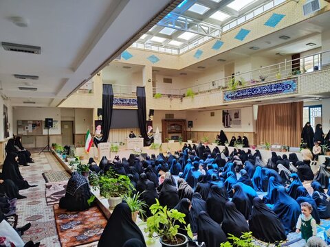 تصاویر/ مراسم بزرگداشت شهدای خدمت در مدرسه علمیه ریحانة الرسول ارومیه