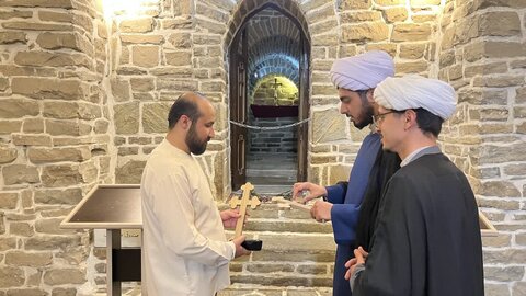 تصاویر/ بازدید طلاب تخصصی سطح سه کلام ارومیه از کلیسای حضرت مریم (س)