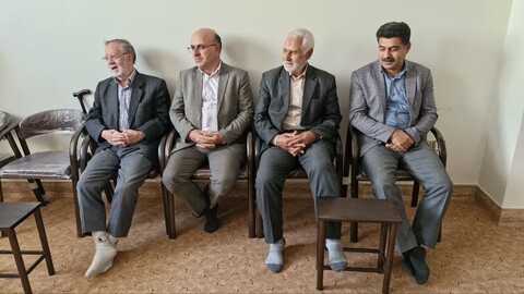 تصاویر/ ديدار اعضای جدید کانون مداحان با امام جمعه شهرستان اهر