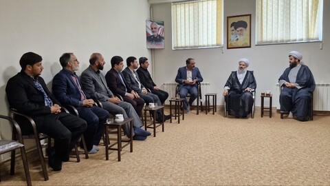 تصاویر/ ديدار اعضای جدید کانون مداحان با امام جمعه شهرستان اهر