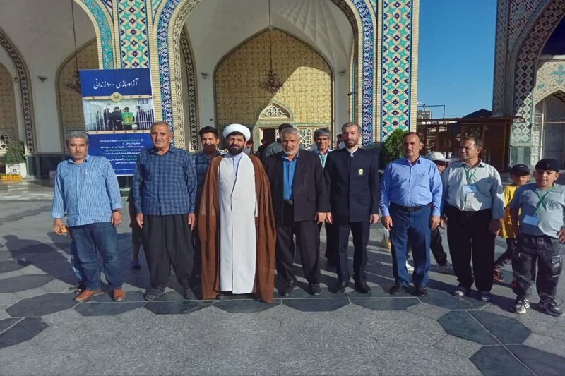 کاروان زیارت ‌اولی‌های کرمانشاه با طرح «مهر رضوی» به مشهد مقدس اعزام شدند+تصاویر