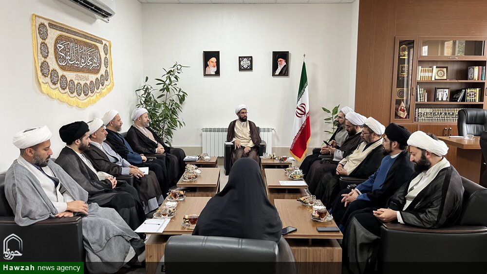 جلسه برنامه ریزی کمیته طلاب و روحانیت کنگره ۴۰۰۰ شهید استان گلستان برگزار شد + تصاویر