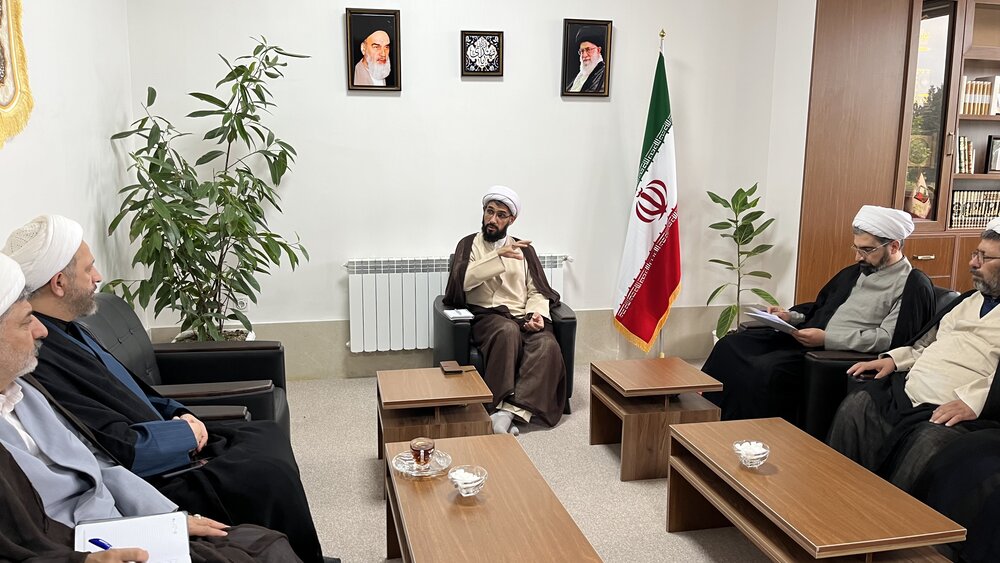 جلسه برنامه ریزی کمیته طلاب و روحانیت کنگره ۴۰۰۰ شهید استان گلستان برگزار شد + تصاویر