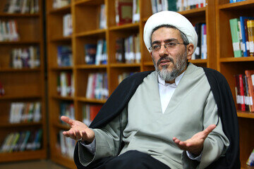 سواد خانواده | آیا مادر می‌تواند خلأ تربیتی پدر را پر کند؟