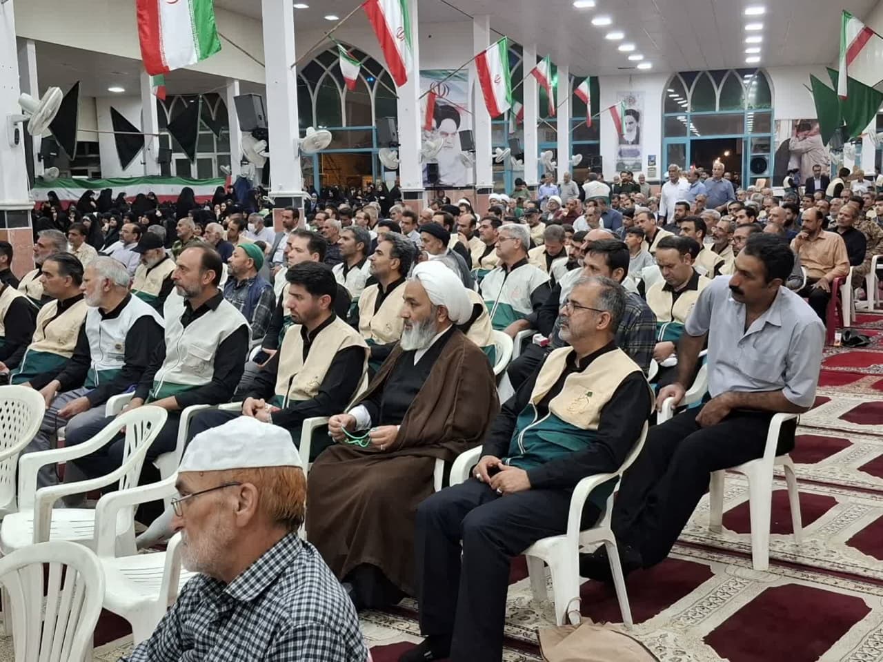 تصاویر/ مراسم سالگرد شهادت شهید  رئیسی و شهدای خدمت در آران و بیدگل
