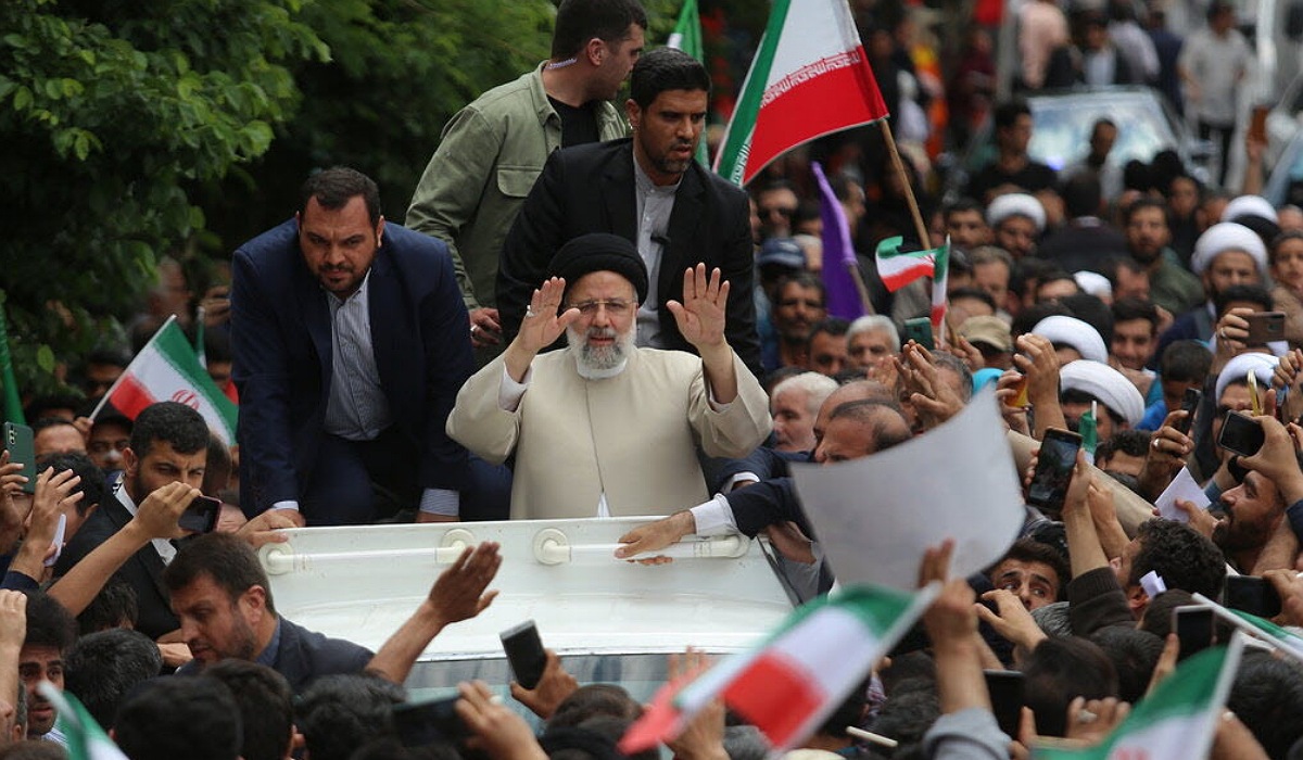 شهید جمهور | چرا خداوند خدمتگزاران را زودتر می‌خواند؟