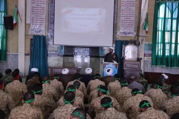 امروز افسران حوزه رسانه در یگان‌ها، همان سربازان جهاد تبیین‌ هستند