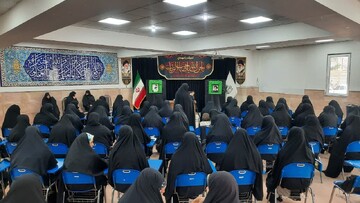 تصاویر/ مراسم یادبود اولین سالگرد شهید  رئیسی و همراهان وی در مدرسه علمیه الزهرا (س) ارومیه