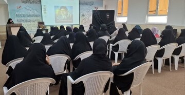 تشریح مقاله‌ای با موضوع اسلام‌ستیزی و مواضع شهید رئیسی در مراسم بزرگداشت شهید