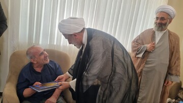 تجلیل رئیس دادگاه عالی انتظامی قضات از جانباز نهاوندی