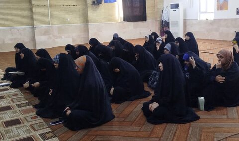 تصاویر/ بزرگداشت شهدای خدمت در مدرسه علمیه حضرت زینب س بوشهر