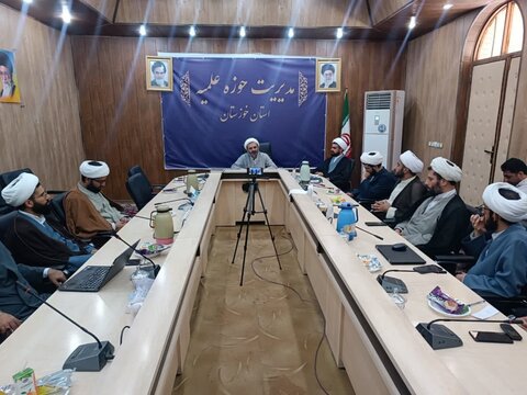 تصاویر/برگزاری نخستین نشست هم‌اندیشی علمی با موضوع «علل موفقیت شهید رئیسی»