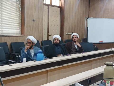 تصاویر/برگزاری نخستین نشست هم‌اندیشی علمی با موضوع «علل موفقیت شهید رئیسی»