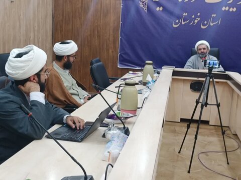 تصاویر/برگزاری نخستین نشست هم‌اندیشی علمی با موضوع «علل موفقیت شهید رئیسی»