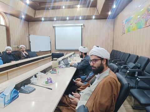 تصاویر/برگزاری نخستین نشست هم‌اندیشی علمی با موضوع «علل موفقیت شهید رئیسی»