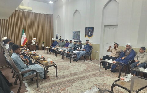 دیدار طلاب و اساتید حوزه علمیه الغدیر نراق با  امام جمعه رشت