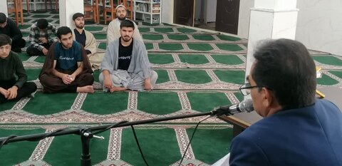 تصاویر کارگاه روابط اجتماعی ویژه طلاب پلدختری