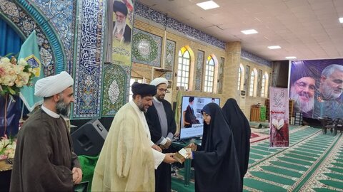 اختتامیه دومین جشنواره قرآنی تسنیم حوزه علمیه خواهران استان بوشهر