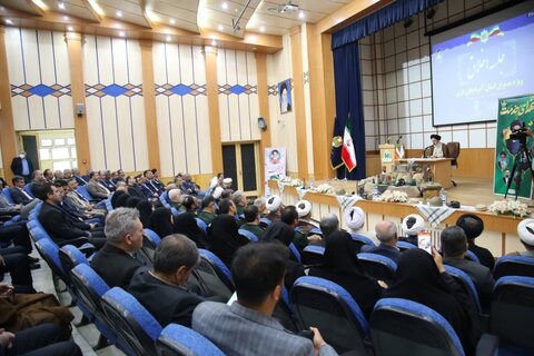 تصاویر/ جلسه اخلاق ویژه فرماندهان و مدیران دستگاه های اجرایی آذربایجان‌غربی