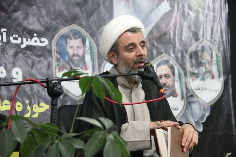 تصاویر/ مراسم یادواره شهدای خدمت در مدرسه علمیه نقده