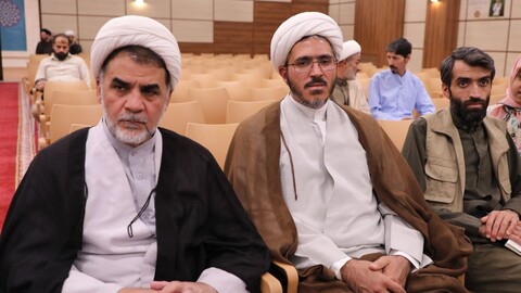 مراسم گرامیداشت شهدای خدمت و آئین رونمایی از کتاب خودنوشت (برای حق)