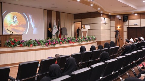 مراسم گرامیداشت شهدای خدمت و آئین رونمایی از کتاب خودنوشت (برای حق)