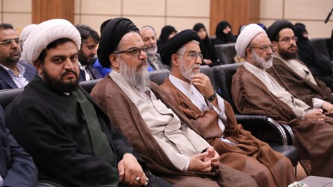 مراسم گرامیداشت شهدای خدمت و آئین رونمایی از کتاب خودنوشت (برای حق)