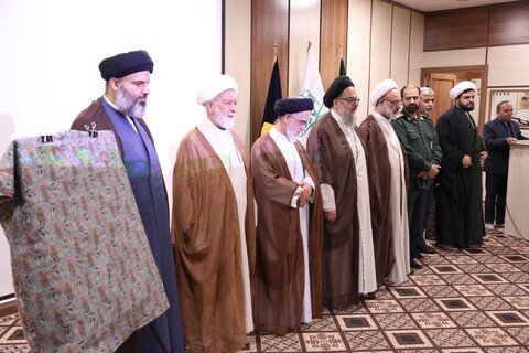 مراسم گرامیداشت شهدای خدمت و آئین رونمایی از کتاب خودنوشت (برای حق)