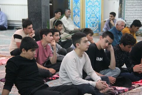 تصاویر/ مراسم جشن تکلیف 300 دانش اموز دختر در چهاربرج