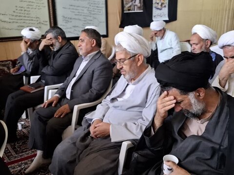 تصاویر /  قرائت زیارت امین الله از طرف نماینده ولی فقیه درکاشان