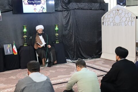 تصاویر/ مراسم بزرگداشت شهدای خدمت در مدرسه علمیه امام خمینی (ره) ارومیه