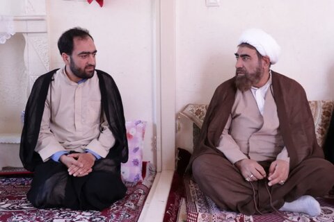 تصاویر / دیدار مدیر حوزه علمیه استان قزوین با طلبه حوزوی