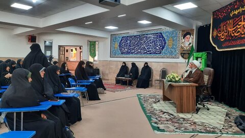 تصاویر/ مراسم یادبود اولین سالگرد شهید آیت‌الله رئیسی و همراهان وی در مدرسه علمیه الزهرا (س) ارومیه