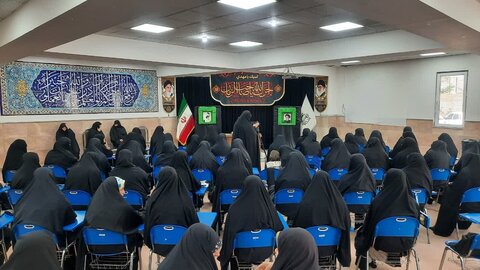 تصاویر/ مراسم یادبود اولین سالگرد شهید آیت‌الله رئیسی و همراهان وی در مدرسه علمیه الزهرا (س) ارومیه