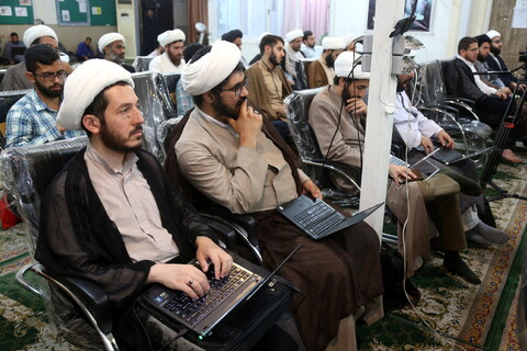 تصاویر/ سلسله جلسات شرح بیانیه مقام معظم رهبری به حوزه های علمیه