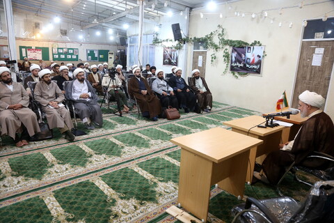 تصاویر/ سلسله جلسات شرح بیانیه مقام معظم رهبری به حوزه های علمیه