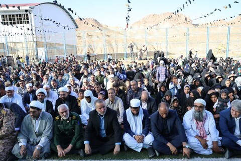 تصاویر| بزرگداشت شهدای خدمت در روستای مرزی لانو خراسان جنوبی