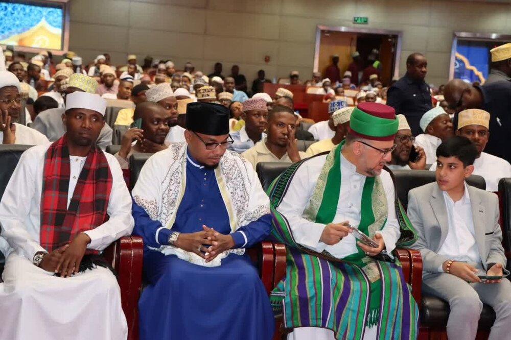 Kongamano Kubwa la Qur'ani lafanyika Tanzani huku likihudhuriwa na watu Mashuhuri