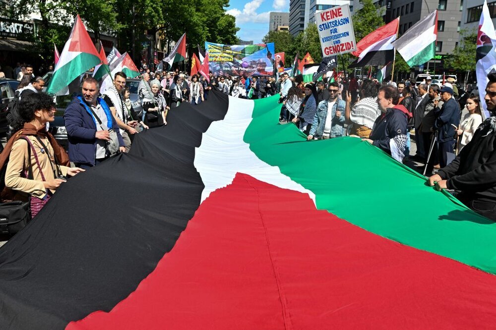 Maandamano makubwa yafanyika: Takriban Nusu Milioni ya watu Jijini London waandamana kwa Ajili ya Kuiunga Mkono Palestina