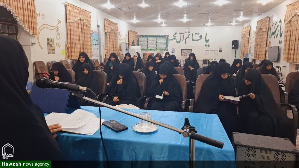 نشست تدبر در قرآن مدرسه علمیه الزهرا(س) مسجدسلیمان
