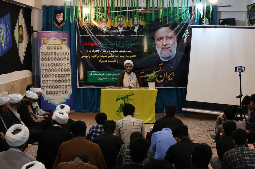 ﺗﻘﻮا، اﺧﻼص و ﺗﻼش بیوﻗﻔﻪ مهمترین ویژگیهای بزرگان انقلاب اسلامی است